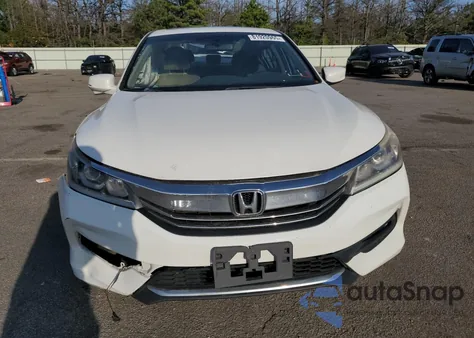 2017 Honda Accord Ex из США, поврежденный, VIN 1HGCR2F74HA091817